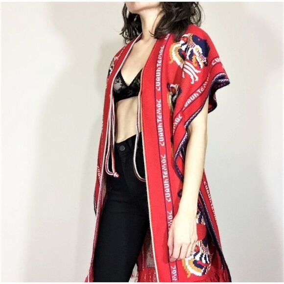 Vintage 1970s Cuauhtemoc Tribal Red Knit Poncho Shawl Fringe Boho - Picture 1 of 9